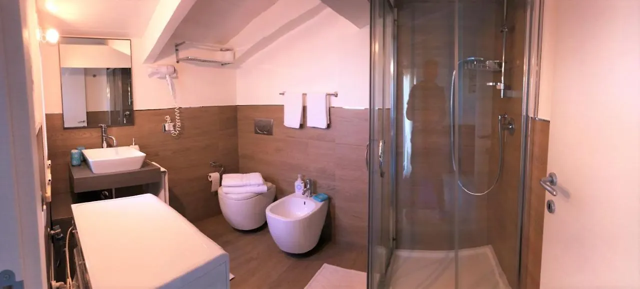 Faro Bianco B&B Alghero 0*,  Italia